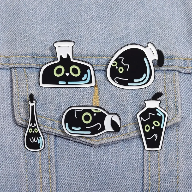 Cartoon Style Cute Cat Bottle Alloy Stamping Stoving Varnish Plating Unisex Brooches